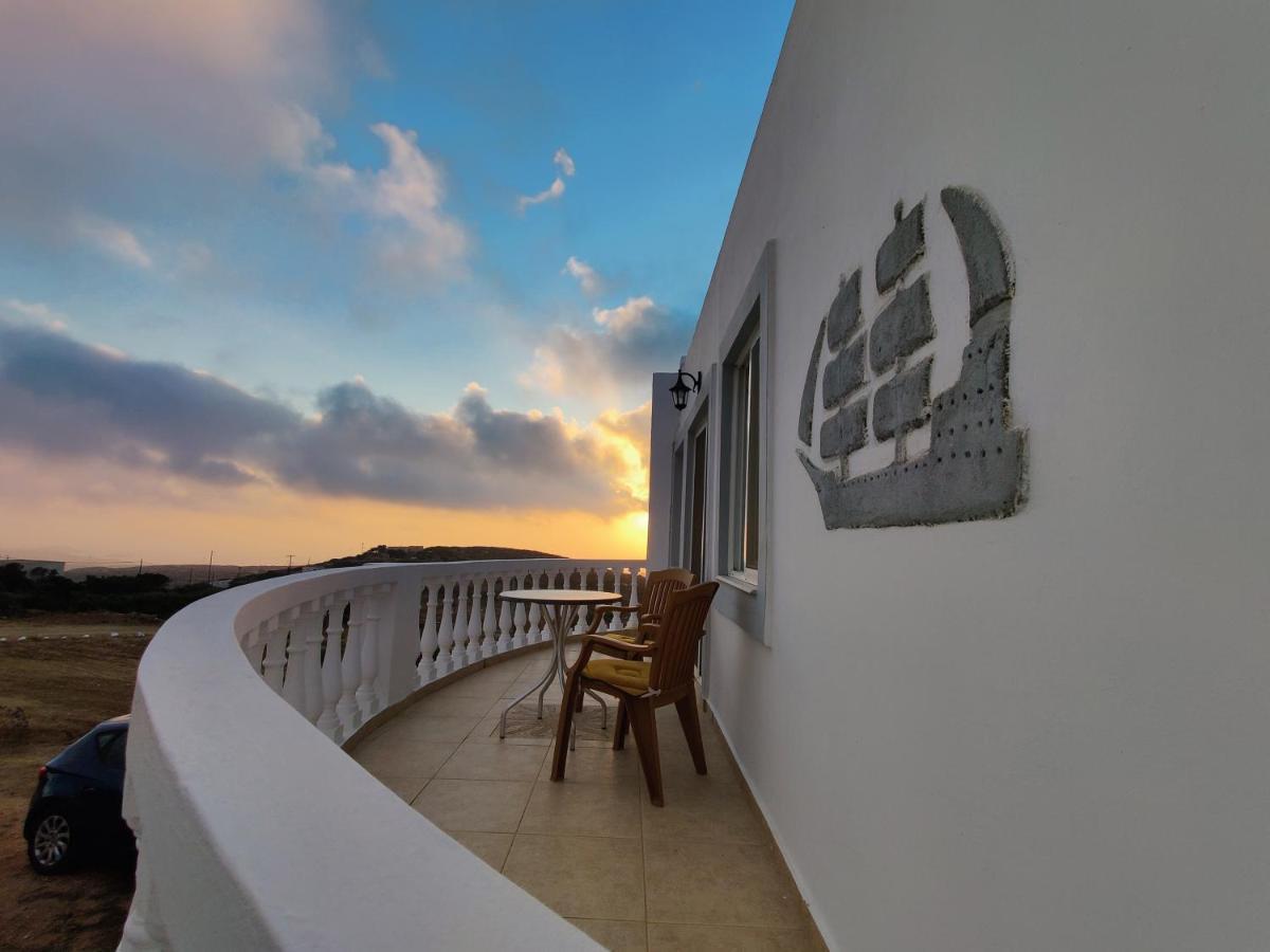 Lakena Sunset View Villa Menetaí Eksteriør bilde
